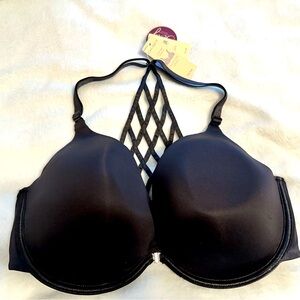 NWT Cacique Plunge Bra, black. Size 40DD